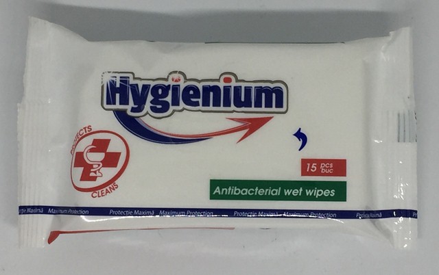 Cestovné vlhčené antibakteriálne hygienické utierky Hygienium 15ks